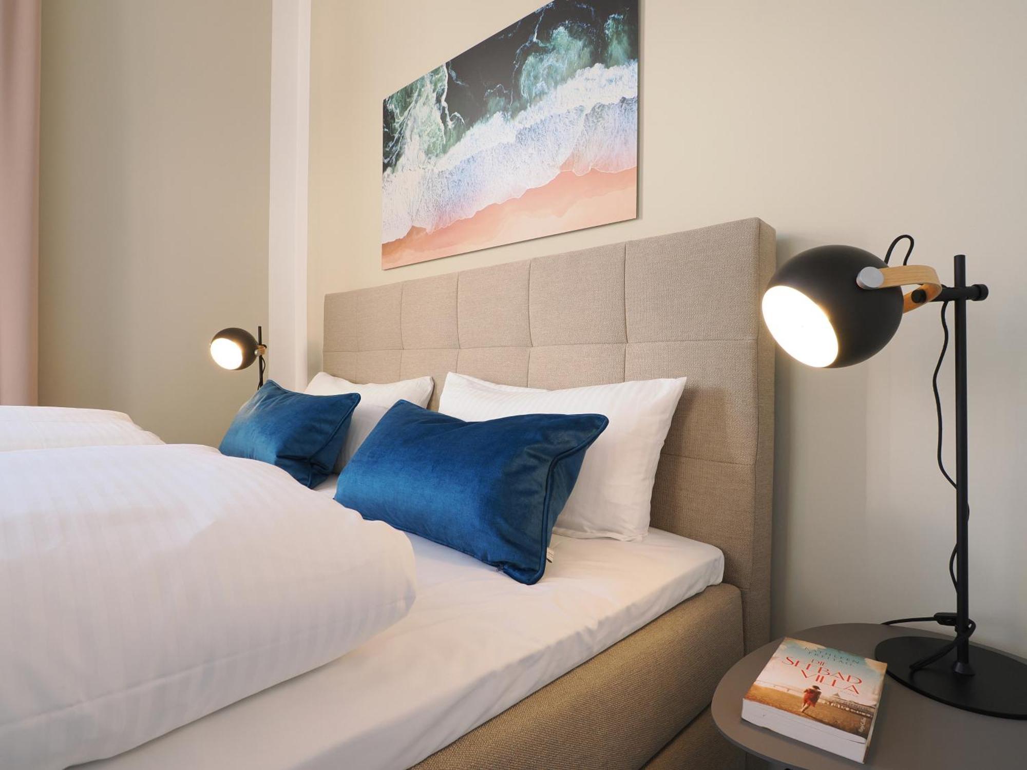 Carmen Sandburg Apartment *
